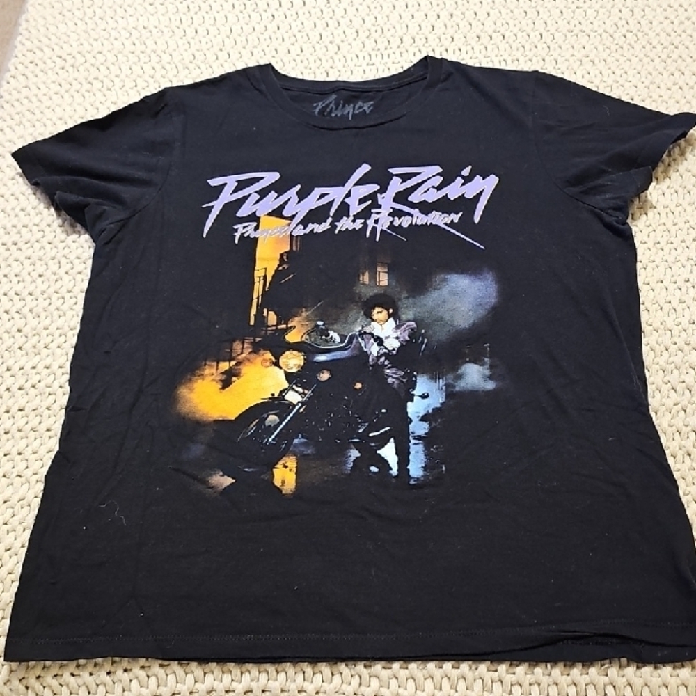 Black Short Sleeve Tee with Concert Graphic